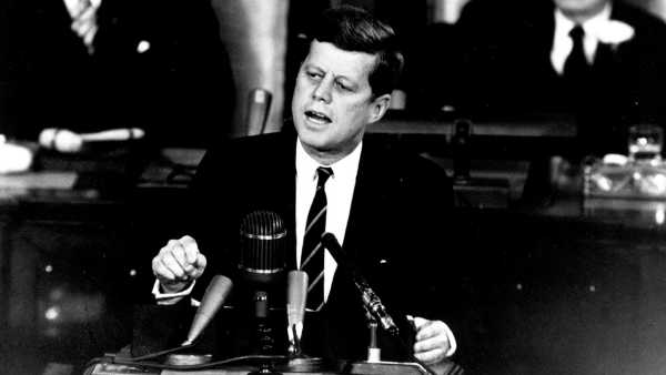 Stasera in TV: I Kennedy. Il potere della ricchezza Stasera in TV: I Kennedy. Il potere della ricchezza